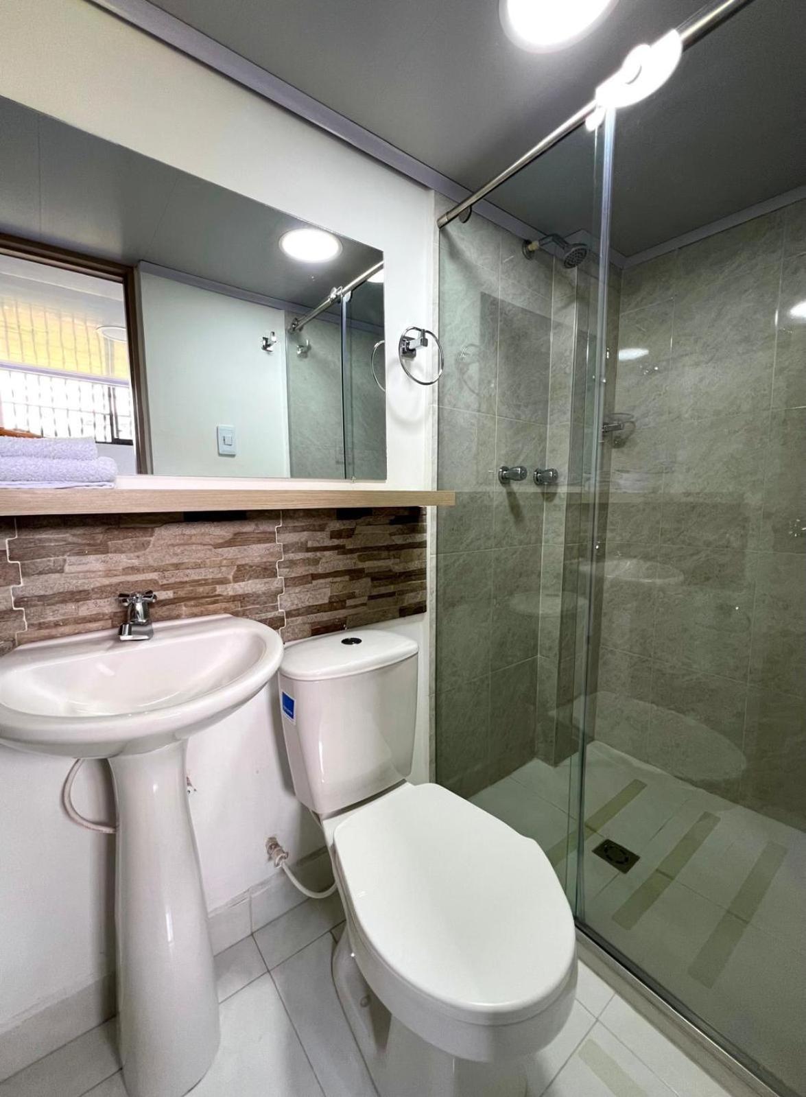 Hotel Adel Manizales Kültér fotó
