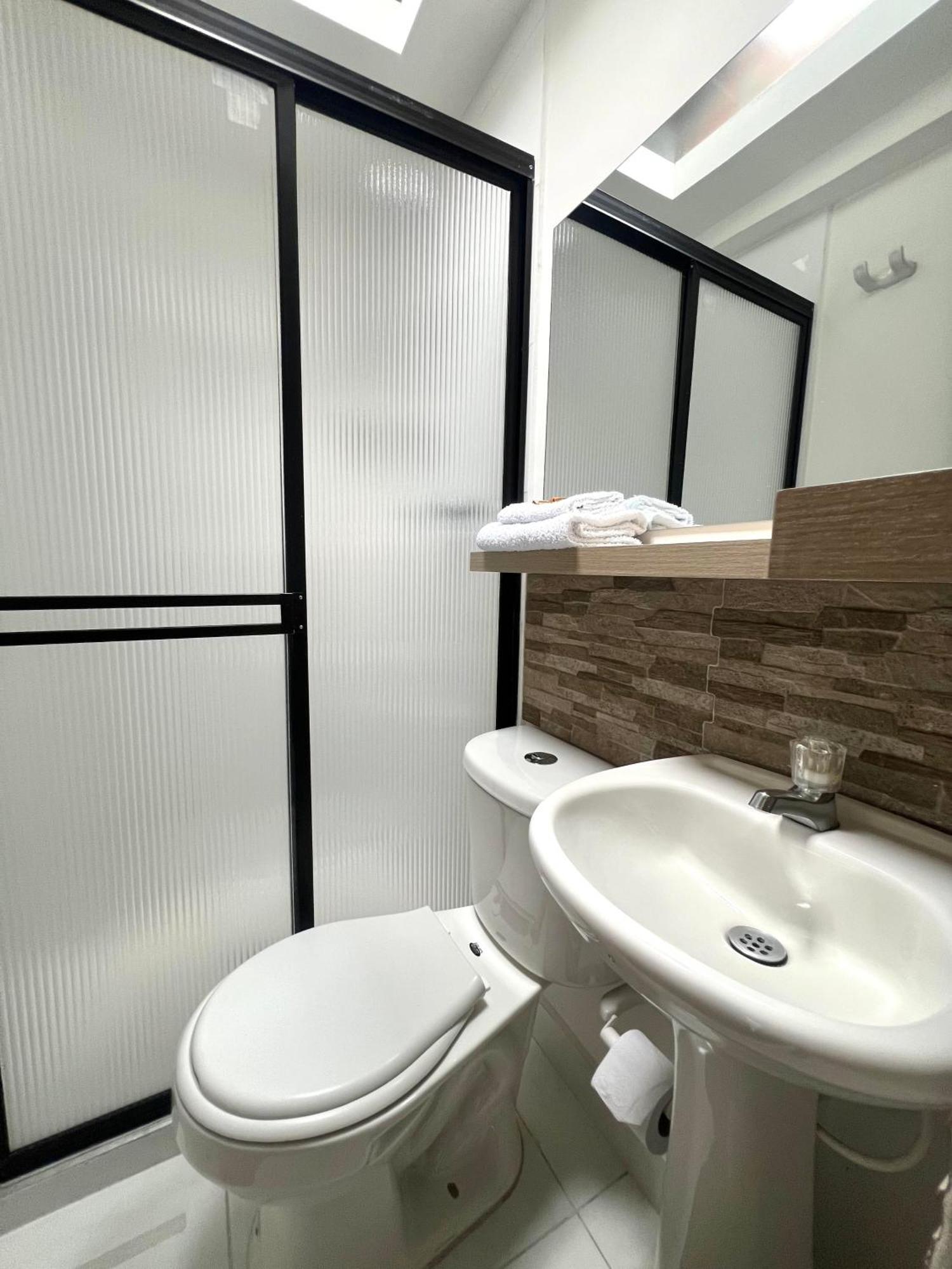 Hotel Adel Manizales Kültér fotó